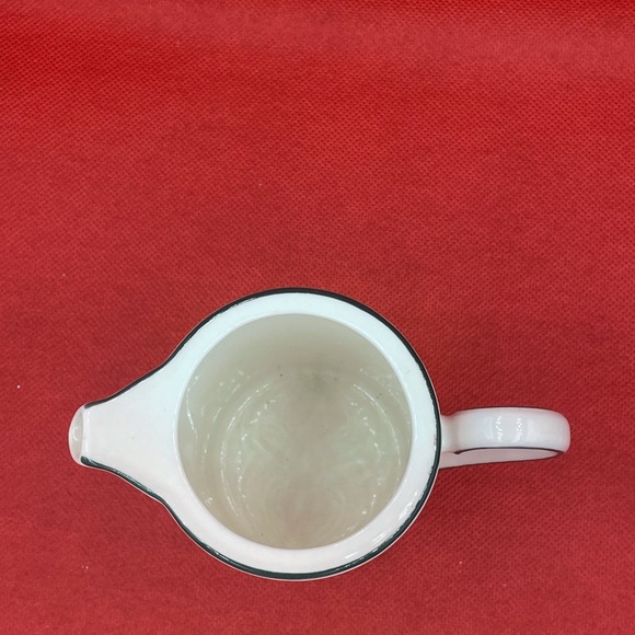 🌲Mikasa Heritage Christmas Story Sugar Bowl and Creamer # CABO8 - Picture 5 of 15